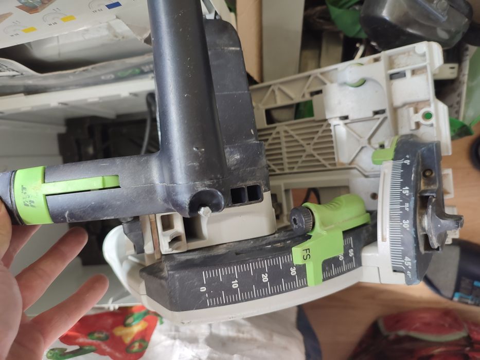 Circular festol 220 v