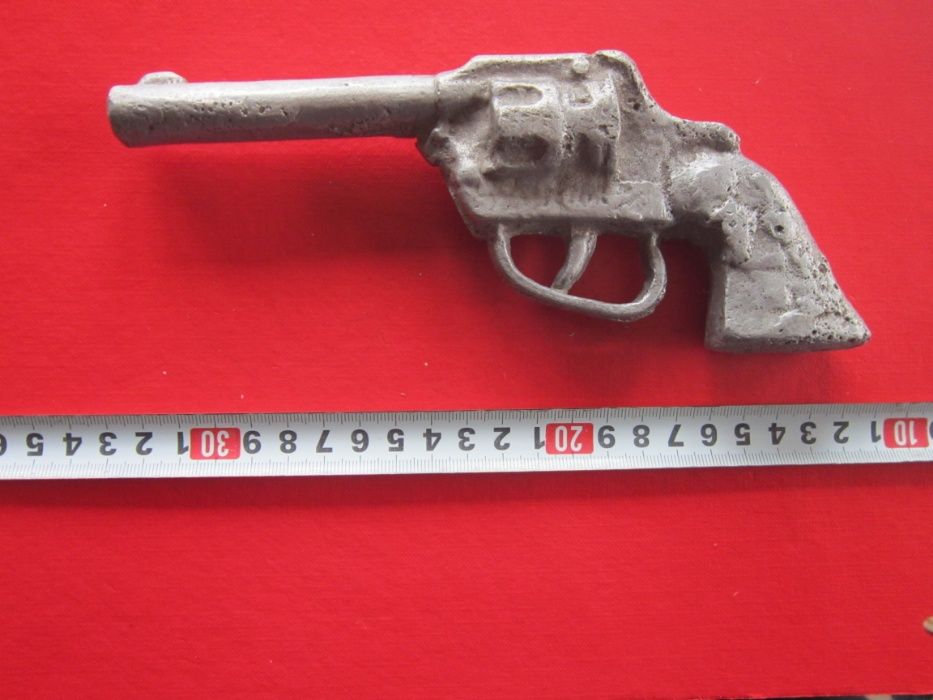 Детска играчка револвер от алуминий