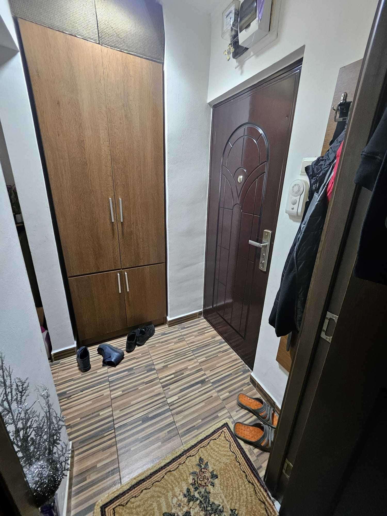 Apartament cu 2 cameret, parter ,  47 mp , Aleea Postavaru, Carpați 1.