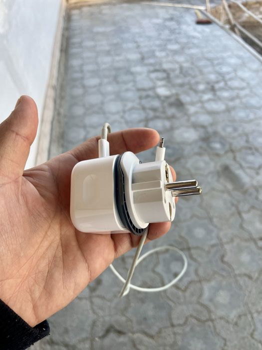 IPhone 12 pro, Original zaryadchiki bilan