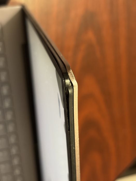 Laptop Samsung galaxy book S office, foarte slim si usor