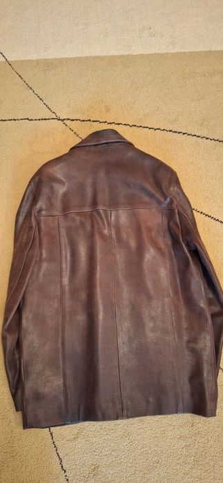 Haine și cojoc piele