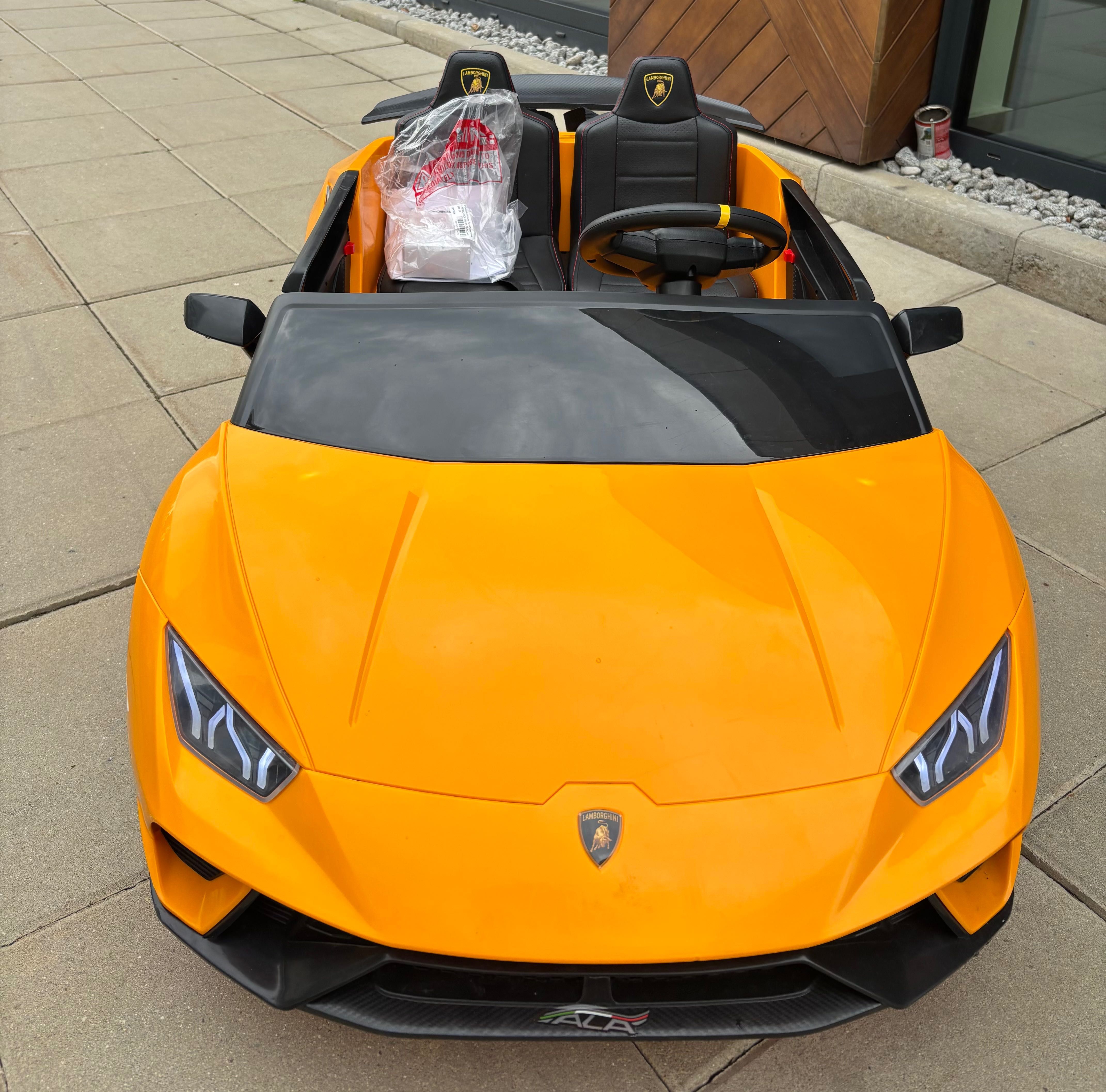 Акумулаторна кола LAMBORGHINI HURACAN с родителски контрол 12V