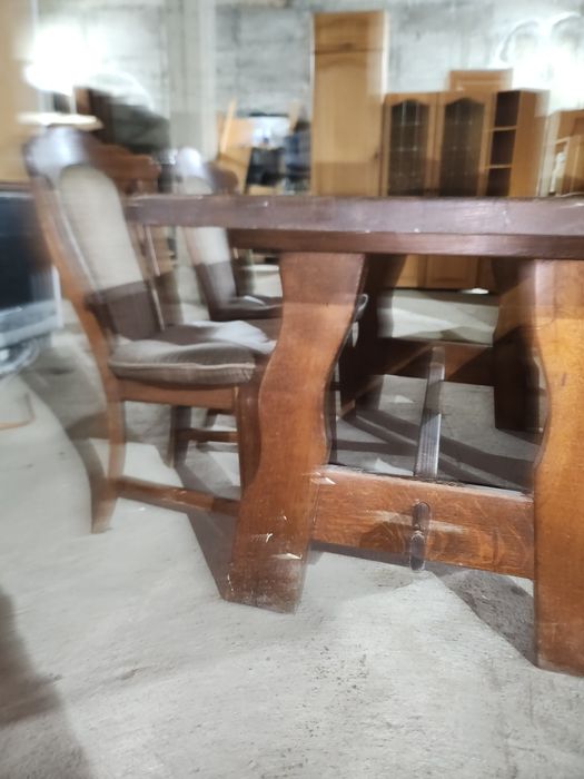 Трапезна маса от  масив