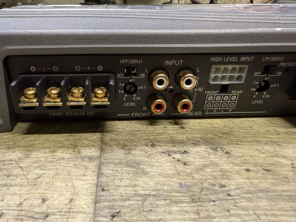 Sony  Усилвател XM-SD14x