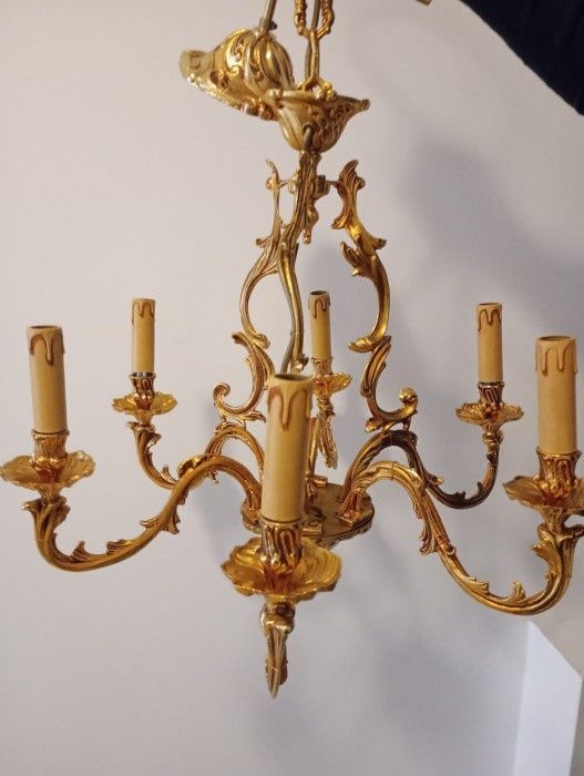 Spectaculos candelabru din bronz masiv in stilul Rococo, piesa cu o lu