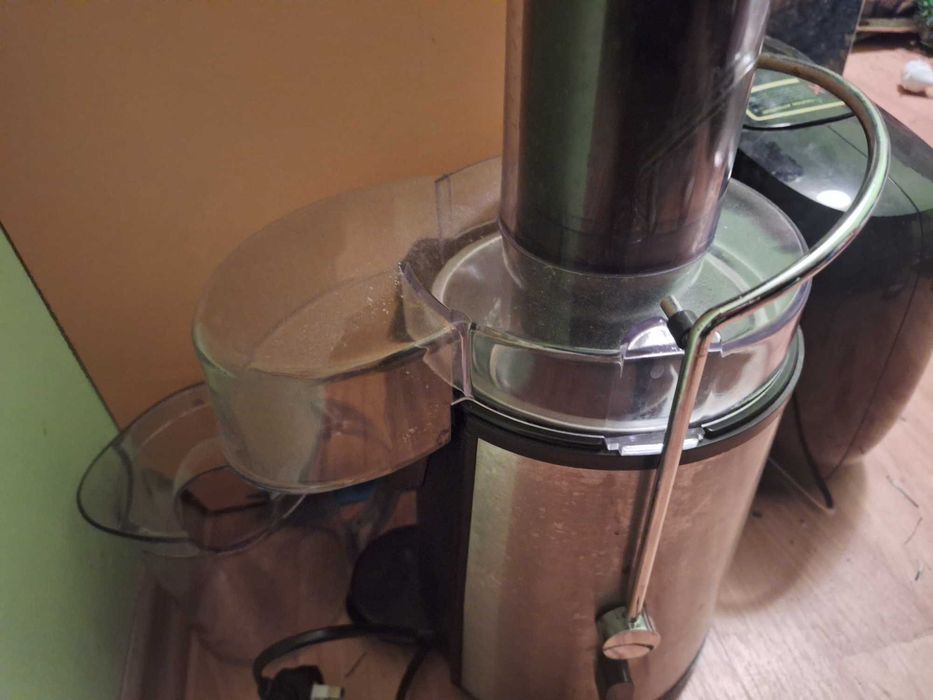 Tassimo bosh aparat capsule cafea .storcator  fructe