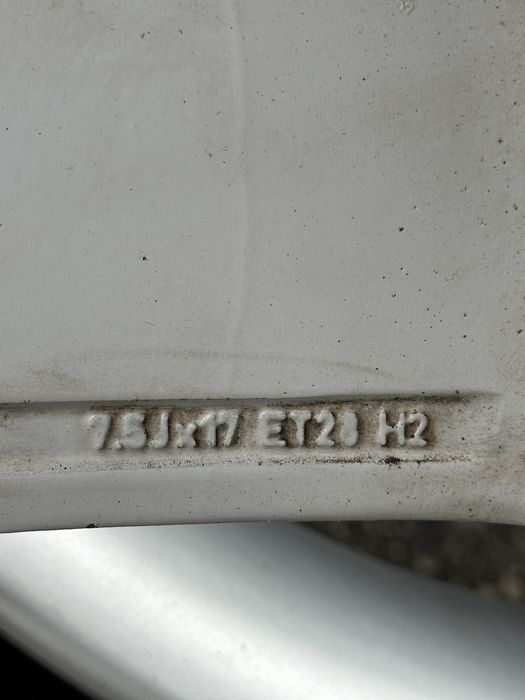 Зимни Гуми с Джанти  225/45R17