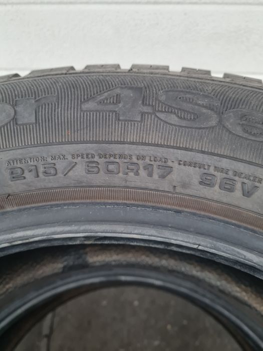 Всвсезонни гуми 2 броя GOODYEAR Vector4Seasons 215 60 R17 дот 4717