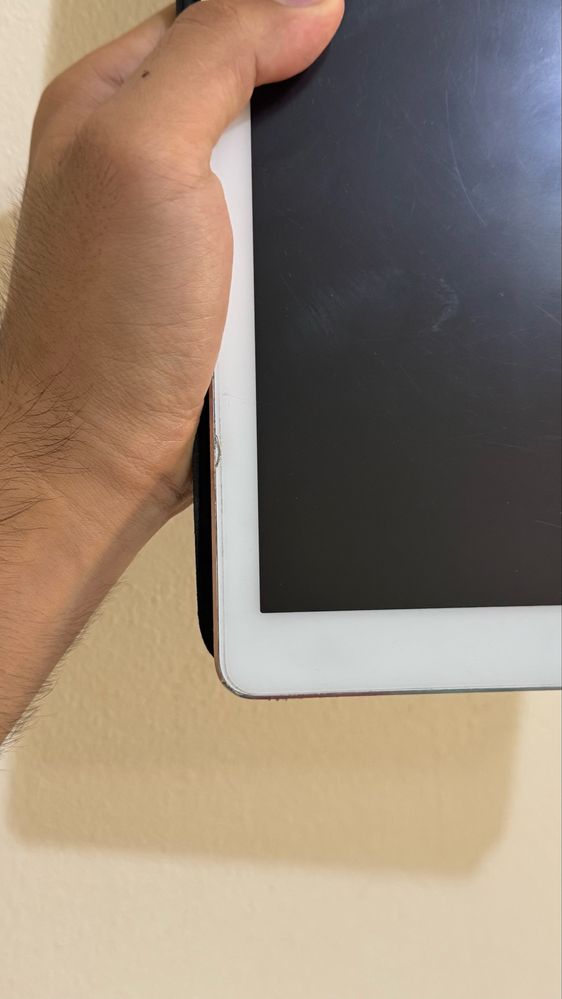 Ipad pro 12.9 128gb Sim kartaligi hamma yogi ishlidi