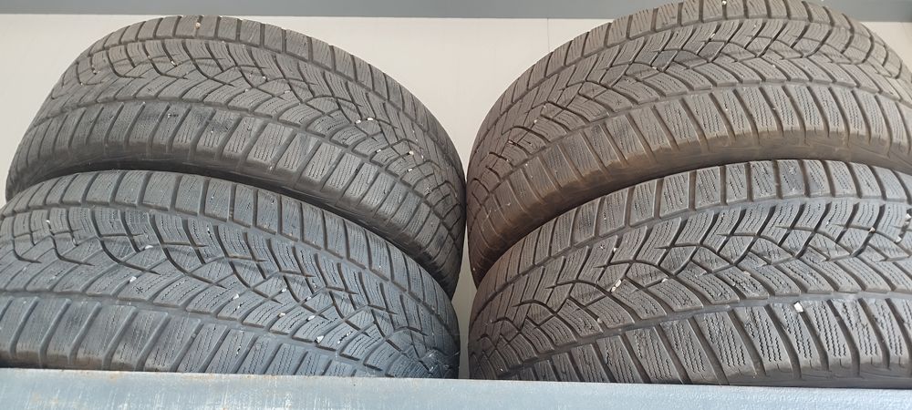 Зимни гуми Гудеар 255/45/19