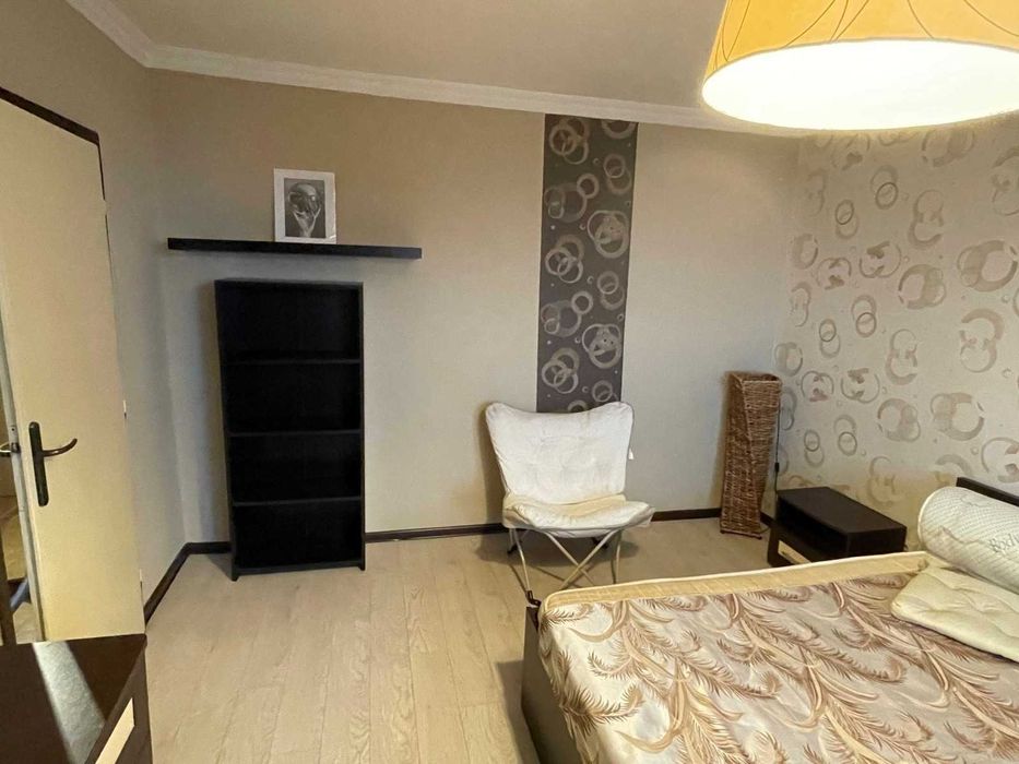 Дава се под наем Двустаен апартамент в София, Гоце Делчев - 68 кв.м за 500 € - Снимка #3