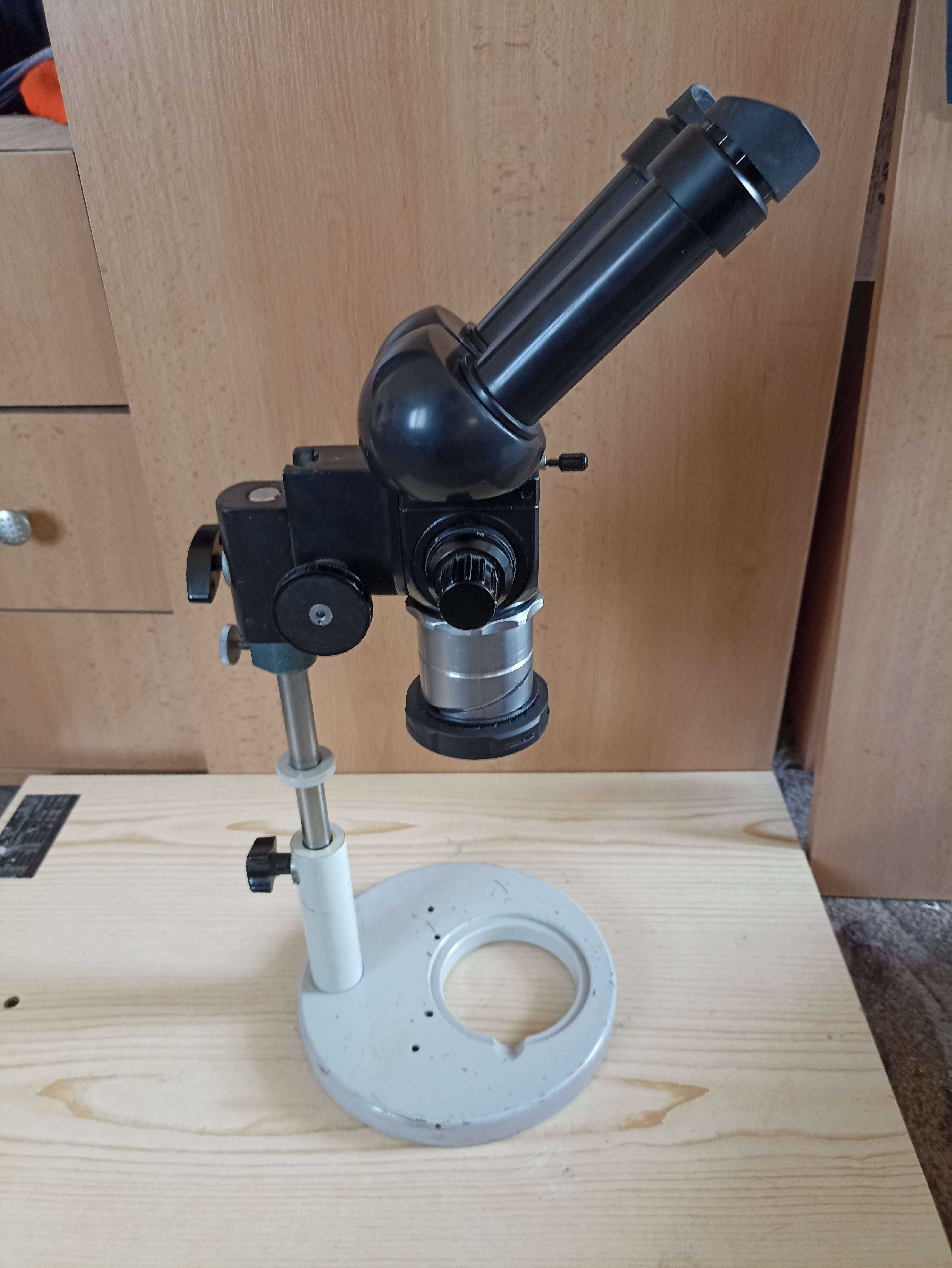 Микроскоп МБС-1 с два обектива с работно разстояние 64мм и 170мм