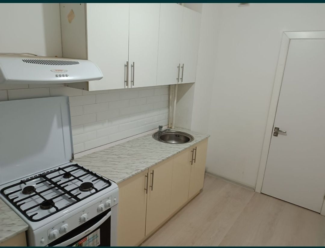 Продаётся  своя 2 х комнатная кв в комплексе ASSALOM HAVO.