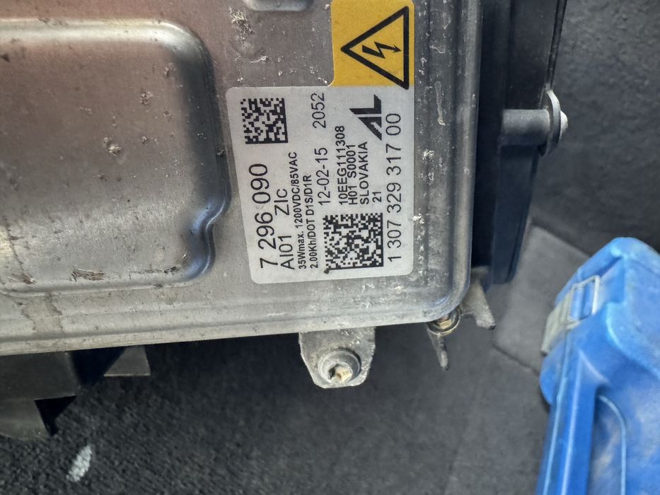 Faruri bmw seria 4 bixenon