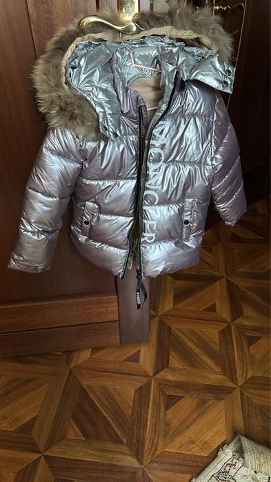 Продам верхнюю одежду (новые)