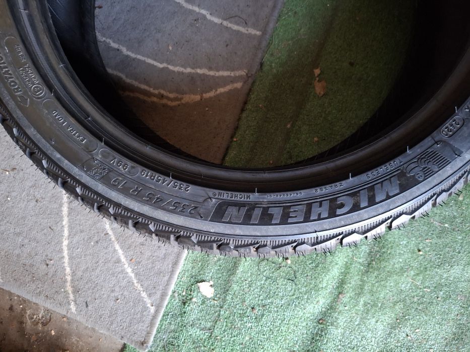 235 45 19 Michelin DOT 2020 iarna NOI