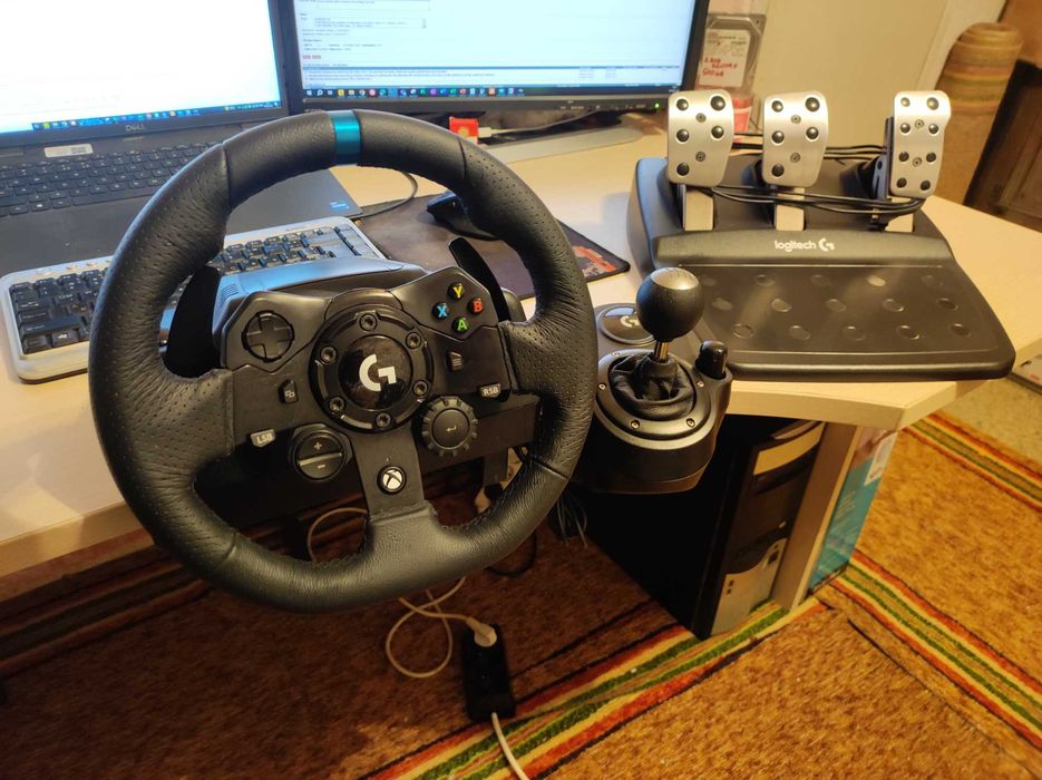 Logitech G923 волан + скоростен лост ! С ГАРАНЦИЯ XBox + PC симулатор