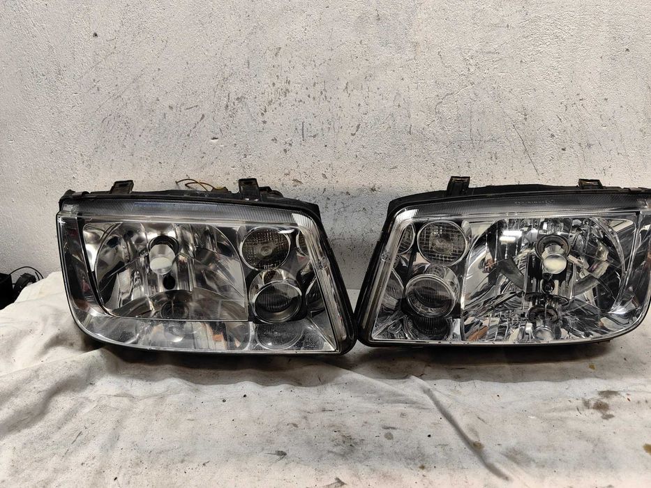 Оригинални фарове  Vw Bora