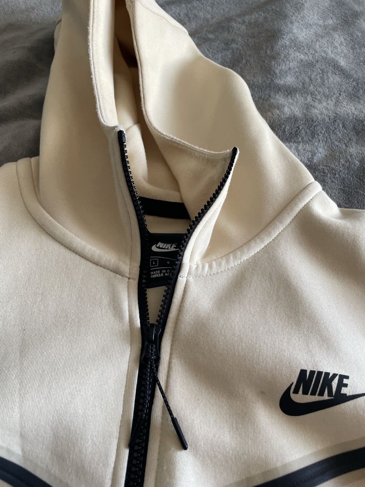 Nike Tech Fleece