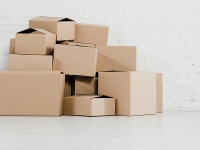 Cutii carton pt mutari/depozitare/colete, f.f.ieftine