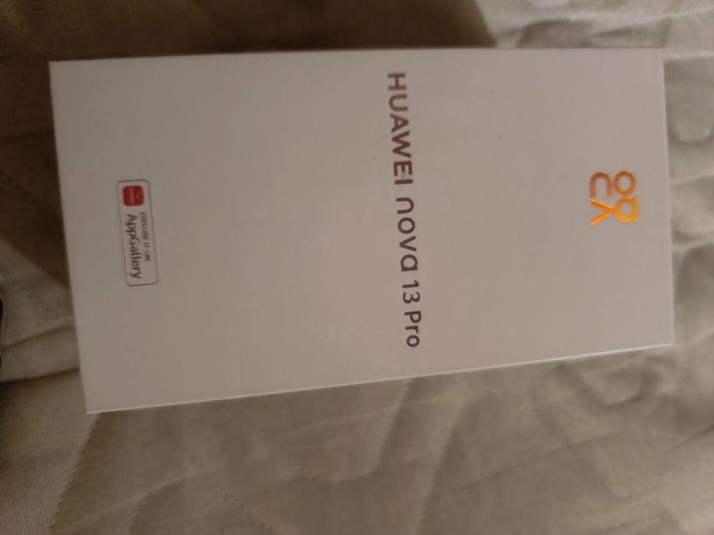 Телефон нов HUAWEI nova 14pro