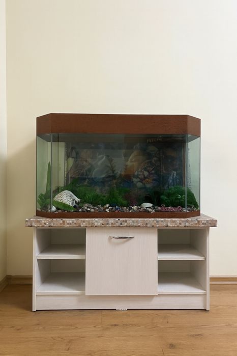 Продам аквариум для рыбок