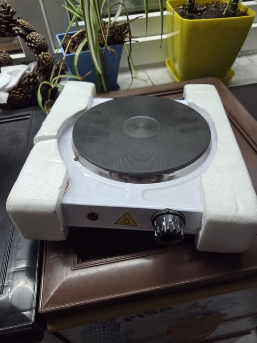 Единичен Електрически Котлон 1500W