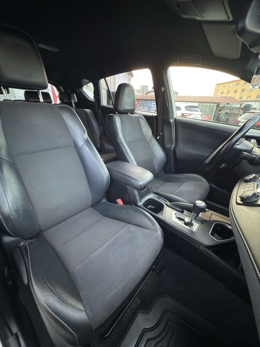 Toyota rav 4 hybrid lounge /garantie / rate