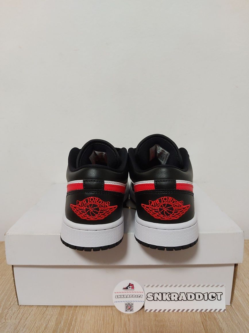 Jordan 1 Low Black Siren Red