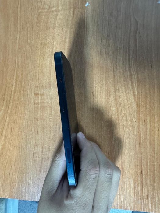 Продается iphone 13