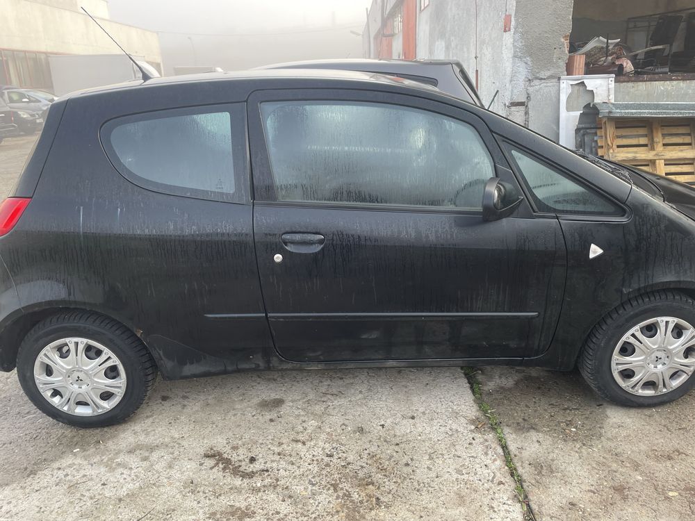 Mitsubishi Colt 1.3 2007 на части