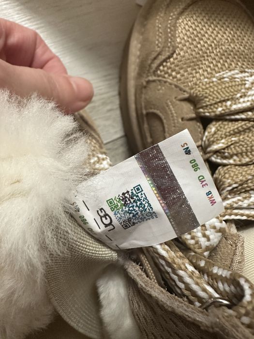 UGG Lowmel sand noi cu eticheta si cutie