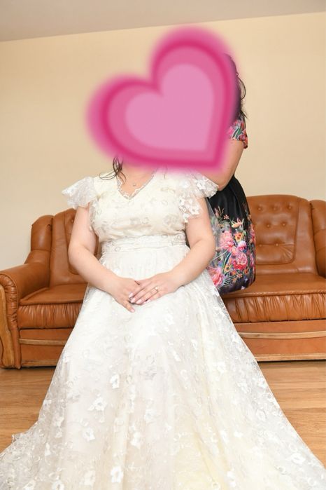 Vand rochie de mireasa