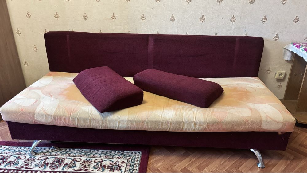 Диван сатылады! Продается диван!