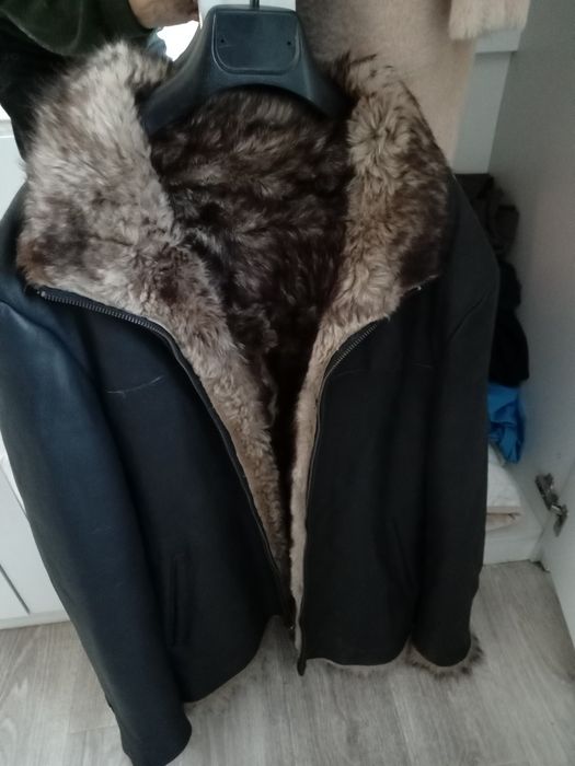 Продам новую зимнюю мужскую дубленку