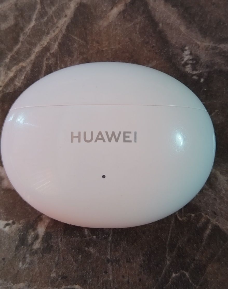 Bluetooth  слушалки HUAWEI