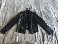 Черно яке от изкуствена кожа Zara