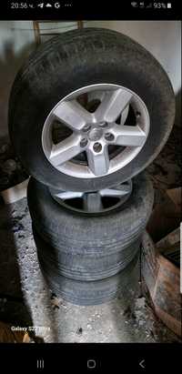 Джанти с гуми от Тойота Рав4