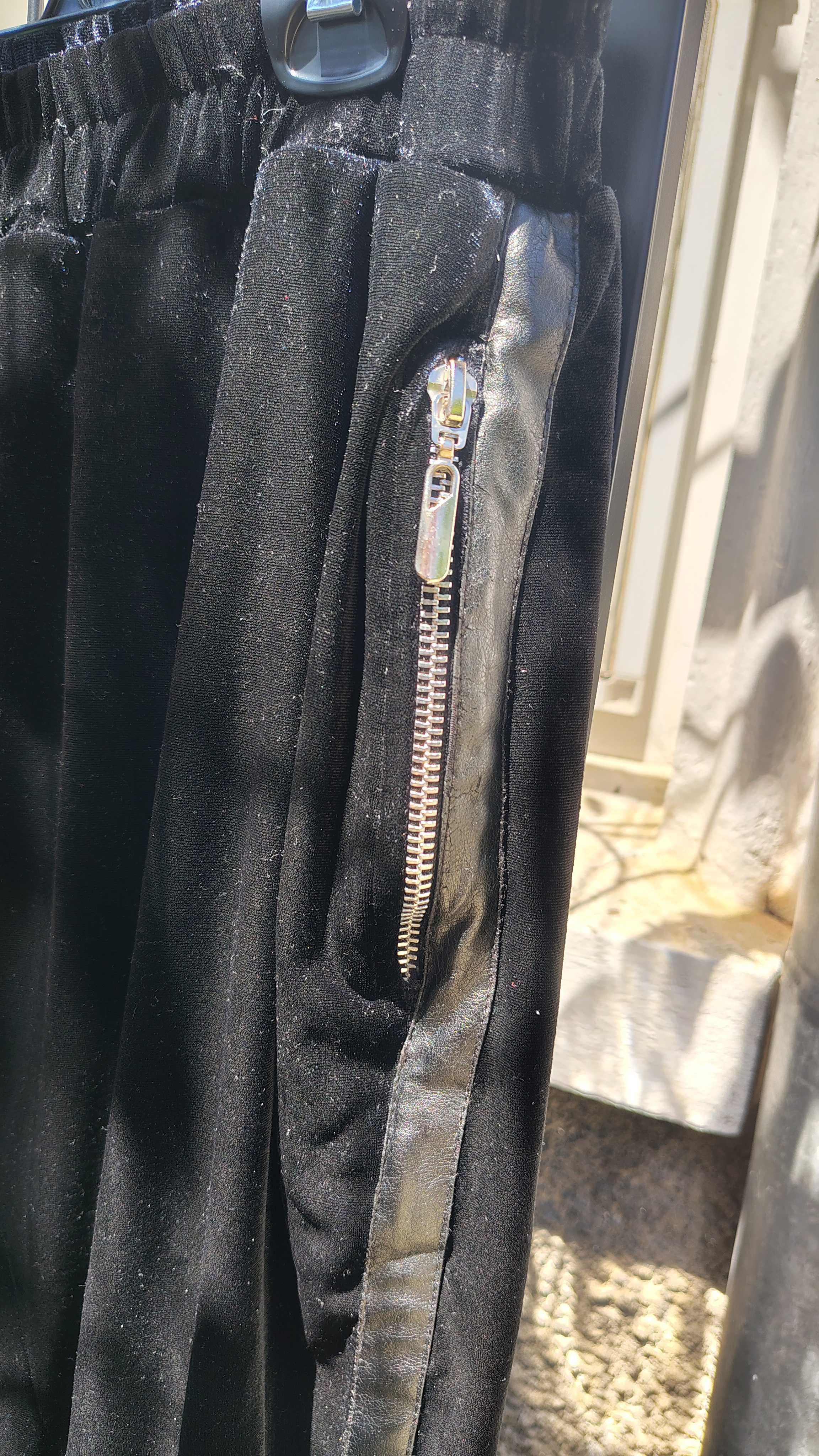 Pantaloni SSense marime M
