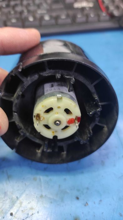 motor 17.5v curent continu turatie mare testat