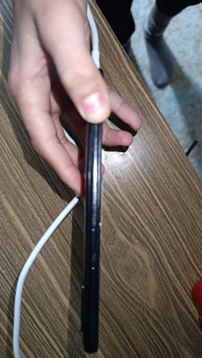 Обмен или Самсунг а31 64гб минус только трещина экрана