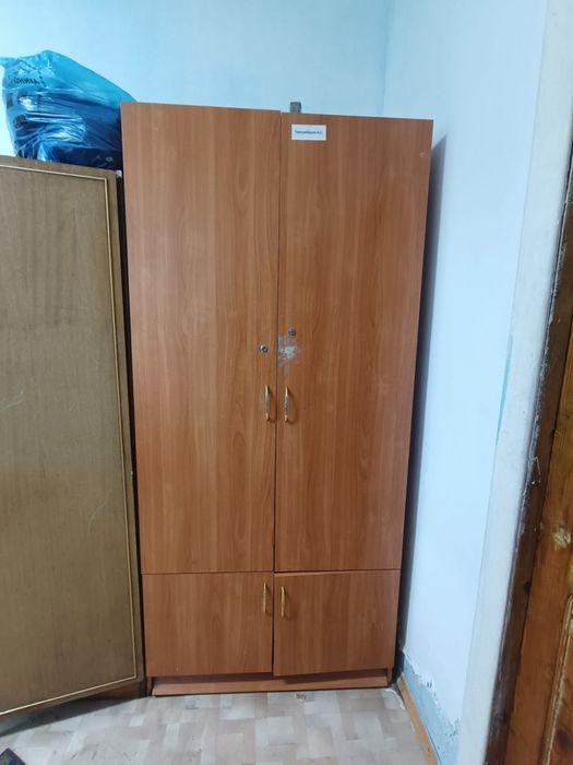 Продается шкафы есть торг