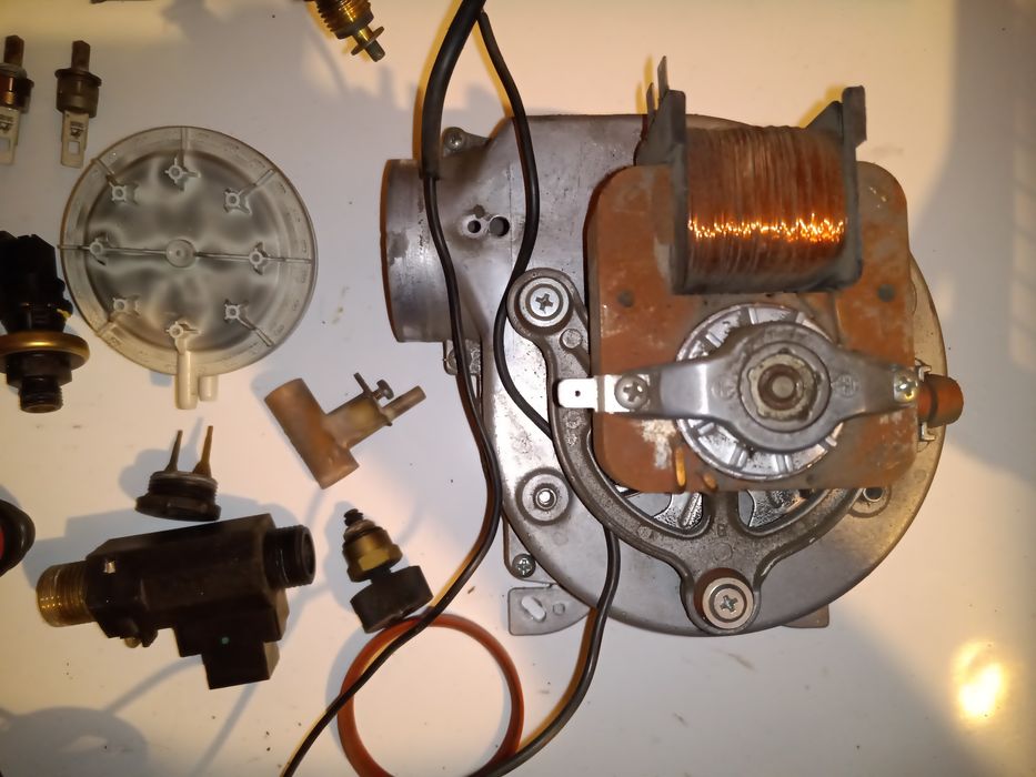 Eolo Star 24 kw Vas expansiune Vana gaz Ventilator Pompa Schimbator