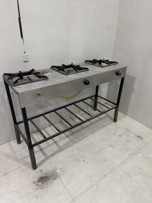 Газ плита промышленная 3-х и 2-х конфорочная б/у