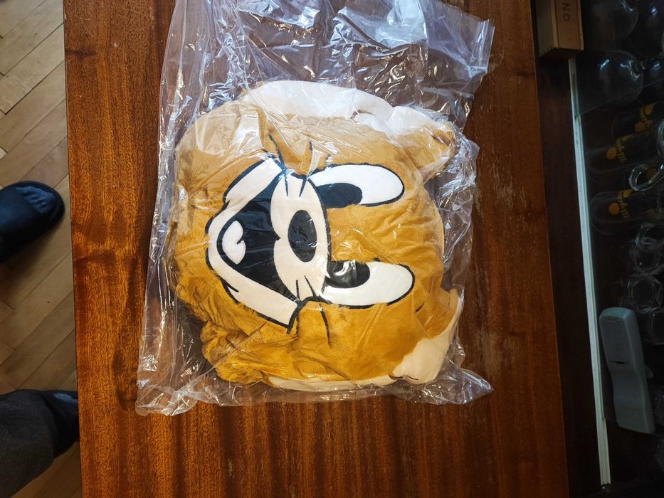 Плюшена Възглавница с анимационна мишка и лицето на Джери 1бр 47/40см.