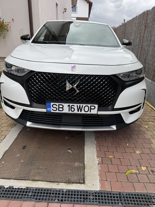 DS7 crossback, 1.6 benzină, 180 cai (produs in Franța)