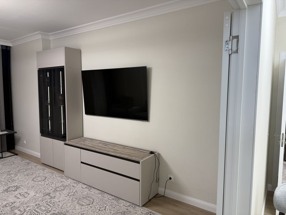 Мебель для гостиноюной продаю в связи с перездом