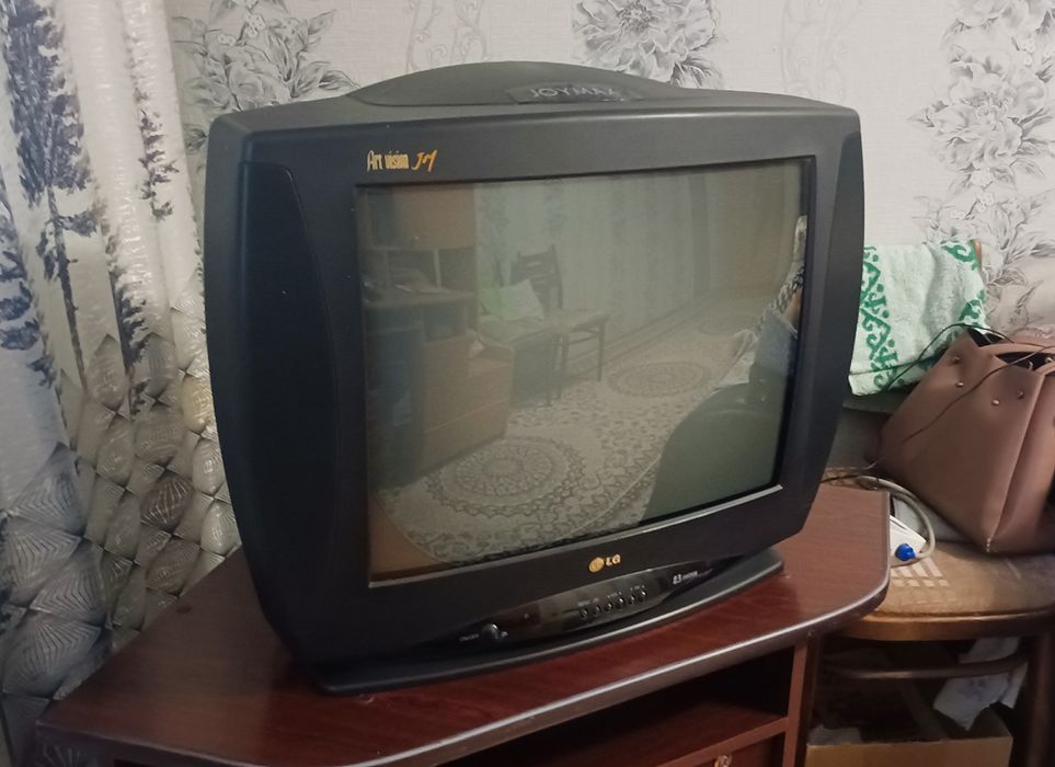 Продам LG JOYMAX 23 System