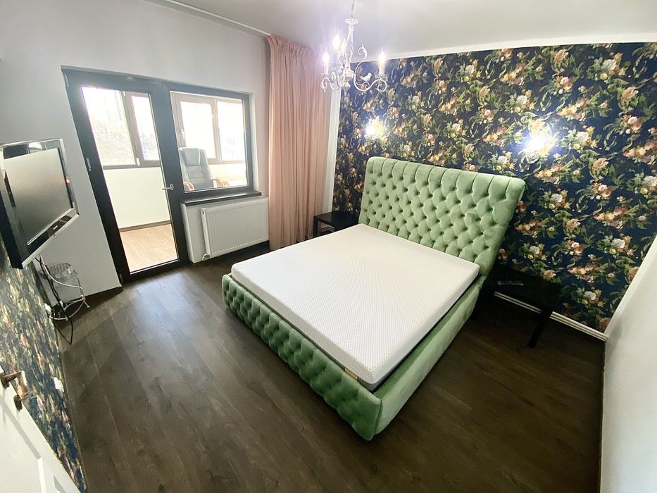 Vand apartament 3 camere 100mp Unirii sud